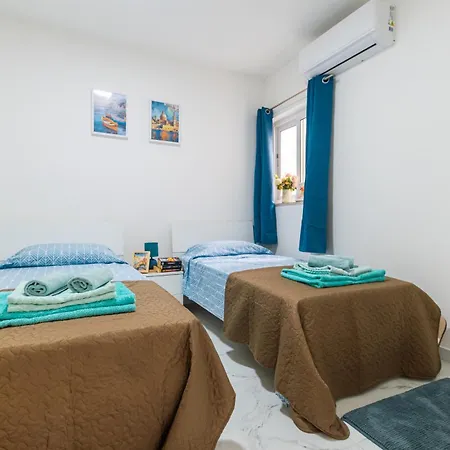 Brand New Spacious Apartment With Far Sea View St. Paul's Bay Exterior photo